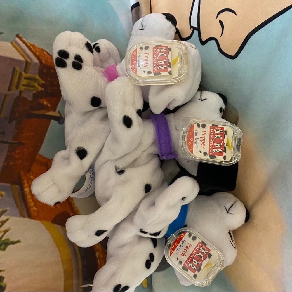 NWT 101  Dalmatians Disney Mini Bean Bag Plush - Picture 2 of 4